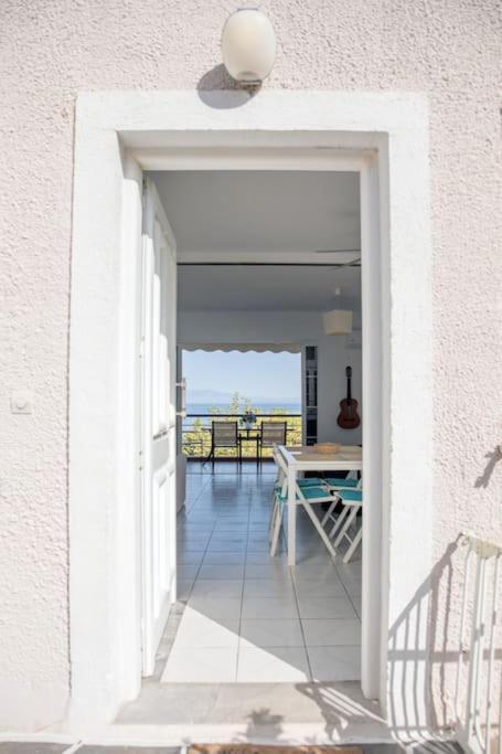 Karantou Villa Tirós Exterior foto